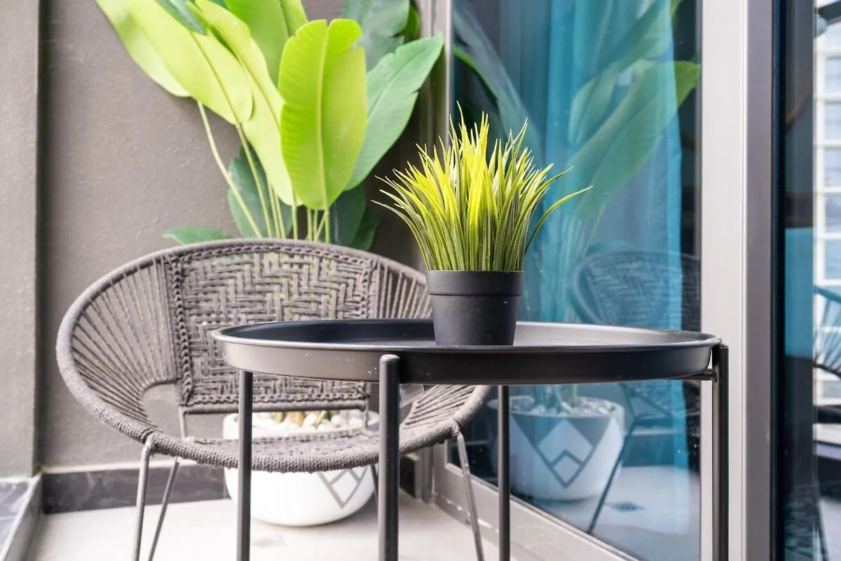 Homey 1-Bedroom Apartment In Business Bay With A View Of City Skyline! Dubai