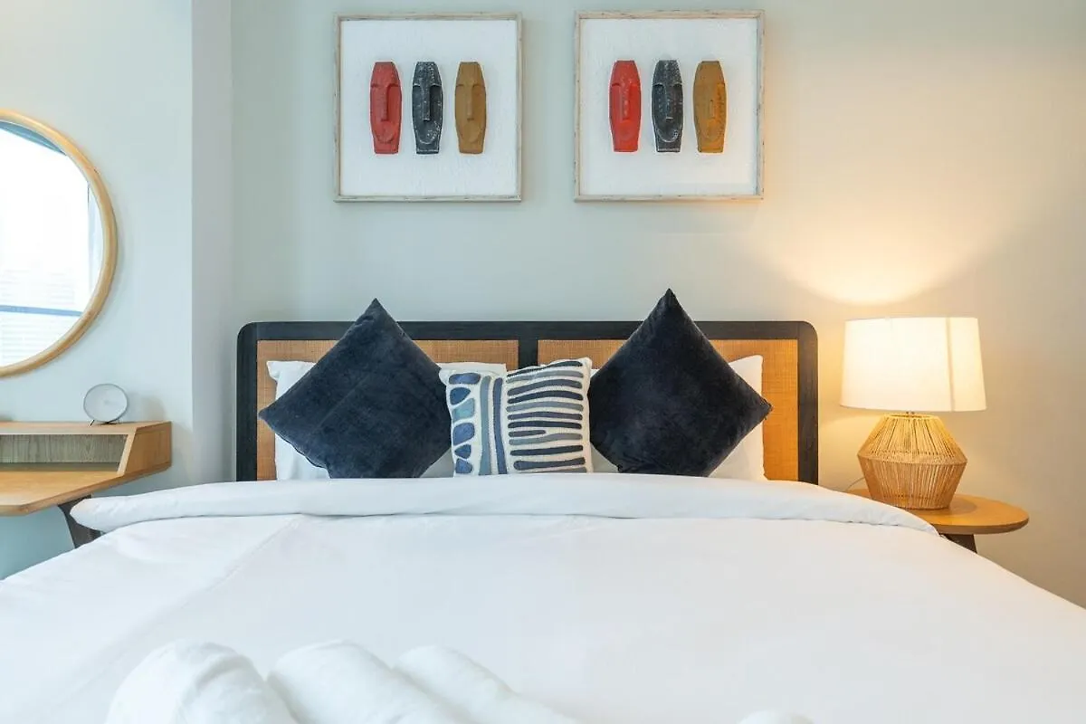 Homey 1-Bedroom Apartment In Business Bay With A View Of City Skyline! Dubai