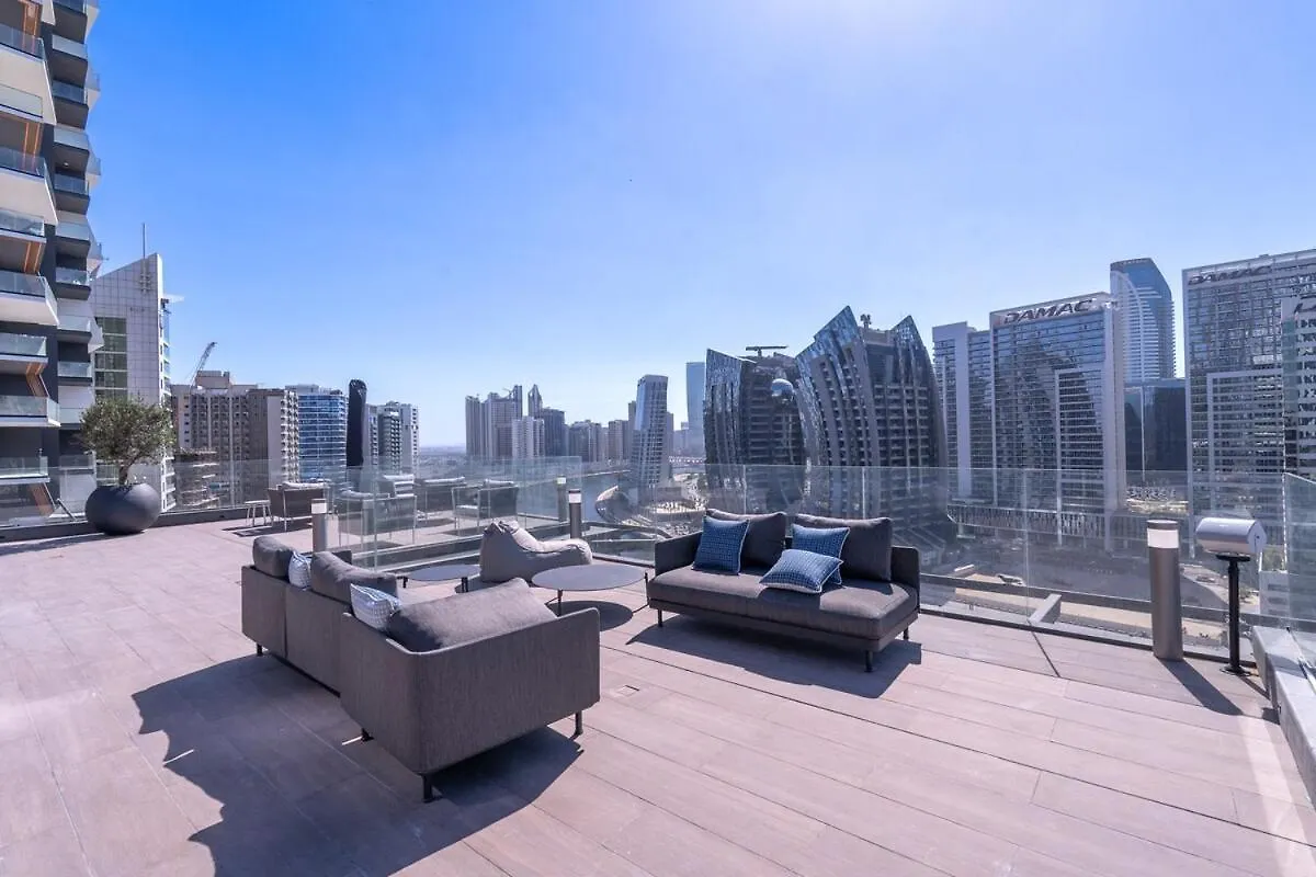 Homey 1-Bedroom Apartment In Business Bay With A View Of City Skyline! Dubai