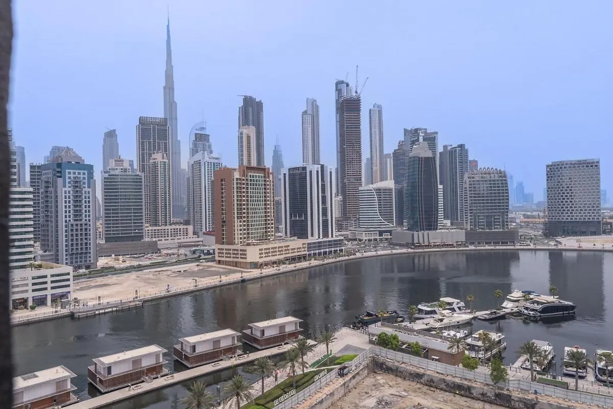 Homey 1-Bedroom Apartment In Business Bay With A View Of City Skyline! Dubai