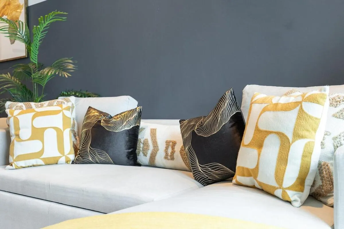 Homey 1-Bedroom Apartment In Business Bay With A View Of City Skyline! Dubai United Arab Emirates