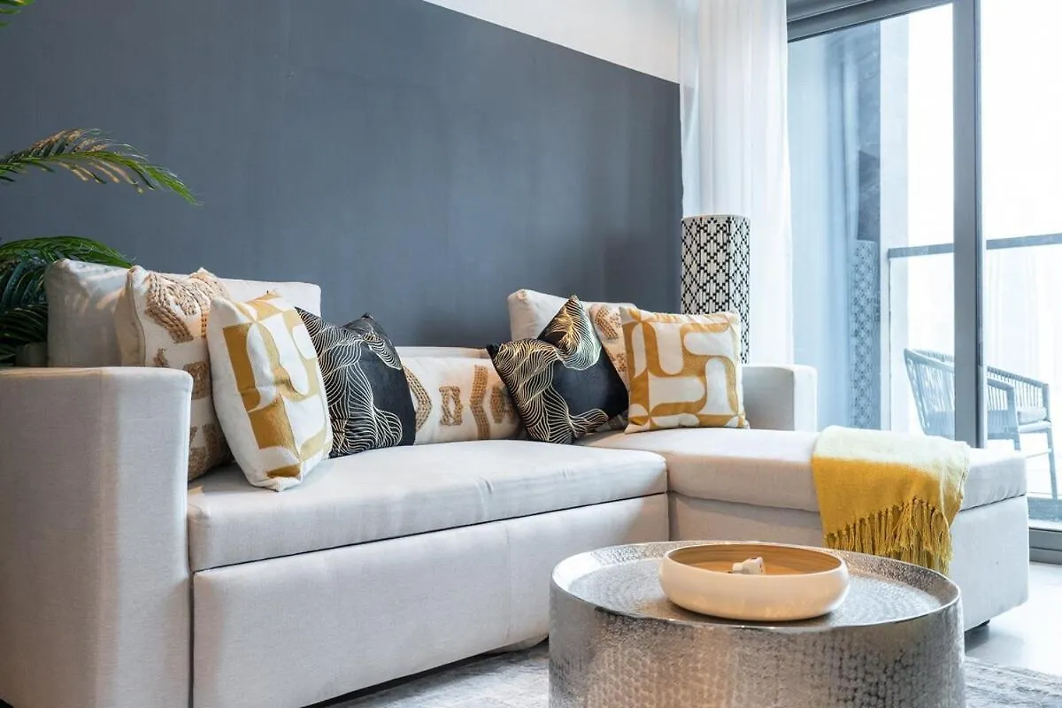 Homey 1-Bedroom Apartment In Business Bay With A View Of City Skyline! Dubai